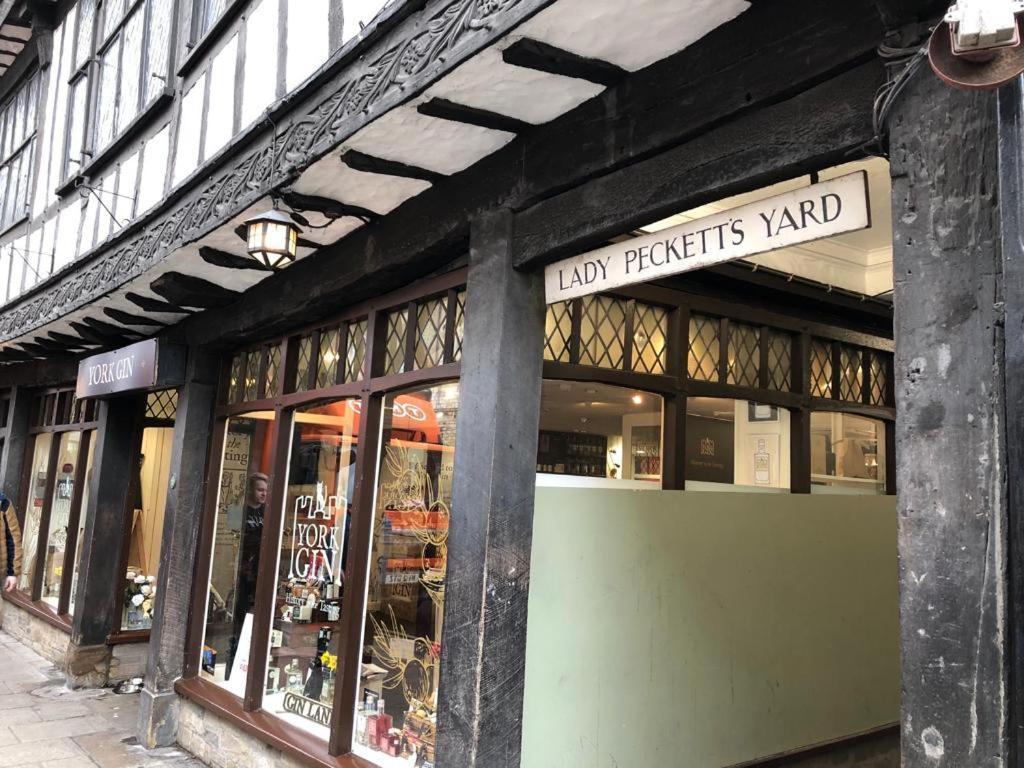 Luxury Apartment Opposite The Shambles ยอร์ค ภายนอก รูปภาพ